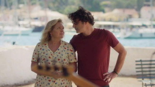 Σπουδαία διάκριση του Χριστόφορου Παπακαλιάτη για το «Μaestro»