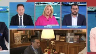 Ένταση με Δούρου και Πέτσα στον αέρα του Mega: «Γιατί ξινίζετε;»