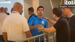 Απίστευτο σκηνικό του Αμπέλ Φερέιρα με δημοσιογράφο