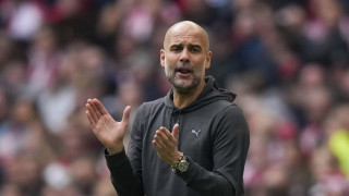 Γκουαρδιόλα: «Μην έρθετε ξανά για αυτόγραφα, πηγαίνετε σχολείο»