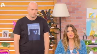 Έτσι προσπάθησε να τα «μαζέψει» η Γερμανού για το μπλουζάκι με τον Κεμάλ: «Λυπούμαστε κι εγώ κι ο Γιάννης»