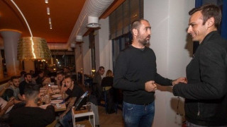 Από τα δείπνα και τα λόγια στα έργα