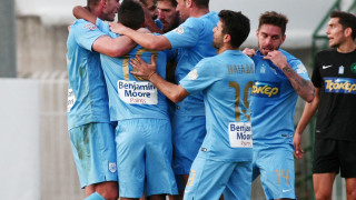 Μια τριάδα με 40 απόδοση