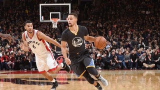 Σεληνιασμένος Κάρι, ανίκητοι Γουόριορς (video)