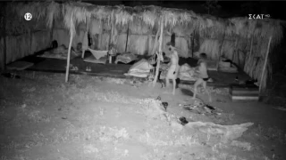 Survivor: Βασάλος και Σταυρούλα επέστρεψαν τα ξημερώματα στην καλύβα και η Μαριαλένα τον κατακεραύνωσε