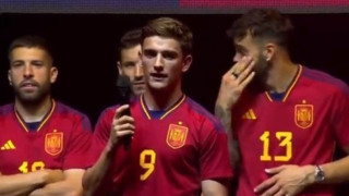 Γκάβι: Μαδριλένοι φώναζαν «pu*@ Barca» την ώρα της ομιλίας του στη φιέστα της εθνικής Ισπανίας (vid)