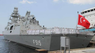 Νέες τουρκικές φρεγάτες στο Αιγαίο - Η απάντηση της Αθήνας