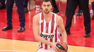 Ο Μιλουτίνοφ επιστρέφει για δύο χρόνια στον Ολυμπιακό