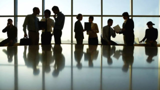 ΥΠΟΙΚ: «Τέλος» το τέλος επιτηδεύματος από φέτος για όσους κάνουν προσλήψεις