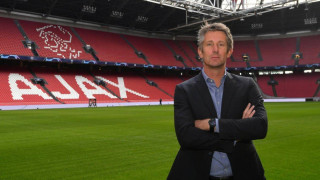 ΣΟΚ: Στην εντατική με εγκεφαλική αιμορραγία ο Φαν Ντερ Σαρ