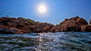Ocean therapy: Η καλοκαιρινή θεραπεία που έγινε viral παγκοσμίως