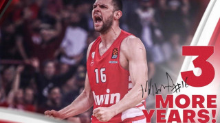 Ο Παπανικολάου θα… γεράσει στο ΣΕΦ