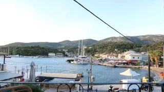 Γυρίζουν την πλάτη στα νησιά οι Έλληνες αυτό το καλοκαίρι με φόντο τις αυξήσεις στα ακτοπλοϊκά