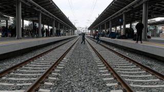 Θεσσαλονίκη: Μπήκαν σε αποθήκη του ΟΣΕ και σήκωσαν ράγα και πόρτες βαγονιού