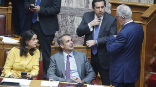 Άδειασμα Μητσοτάκη σε Μηταράκη για έφιππη Αστυνομία