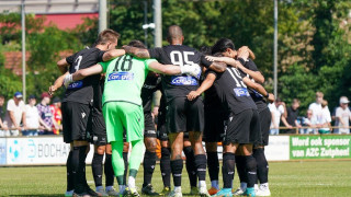 O ελεύθερος χαφ που προπονείται δίπλα από την ομάδα του ΠΑΟΚ