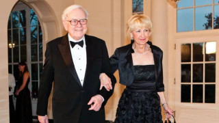 Γουόρεν Μπάφετ: «Καβγά» έκανε η σύζυγός του για έναν καφέ που κόστιζε 4 δολάρια!