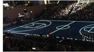 FIBA: Σήμερα ο πρώτος επίσημος αγώνας μπάσκετ σε γυάλινο γήπεδο!