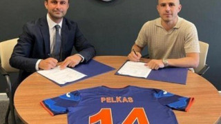 Υπέγραψε στην Μπασακσεχίρ και παρουσιάστηκε ο Πέλκας
