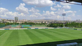 Από άλλη εποχή οι εγκαταστάσεις στο γήπεδο της Αραράτ (pics+vid)