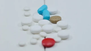 Ασπιρίνη: Προστατεύει από το έμφραγμα αλλά με κάποιο κόστος