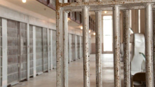 «Κόλαση» στις φυλακές Βόλου: Συμπλοκές, φωτιά και τέσσερα άτομα στο νοσοκομείο!