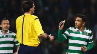 ΘΕΟΣ: Πανηγύρισε με το σπρέι του διαιτητή (video)