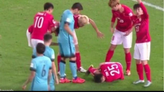 Σοκαριστικός τραυματισμός στο Γκουανγκζού - Μπαρτσελόνα (video)