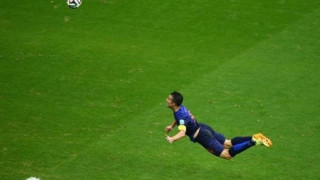 Δέκα «γκολ-ποίημα» με κεφαλιά(VIDEO)