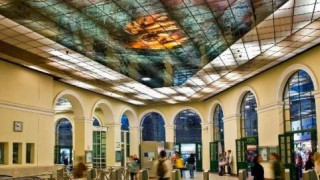 To «ύποπτο πακέτο» που σήμανε συναγερμό στο Μοναστηράκι!  