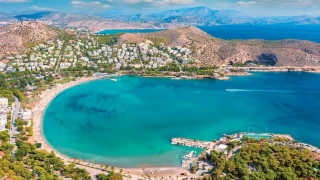 Στις €500.000 η Golden Visa από σήμερα