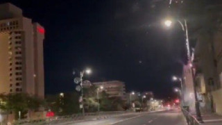 Βίντεο με τα πυροτεχνήματα των οπαδών της Μπεϊτάρ έξω από το ξενοδοχείο του ΠΑΟΚ!