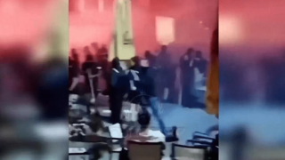 Διάλογος αστυνομικών: «Όταν φτάσουν εδώ, θα κάνουν την Αθήνα π…α»