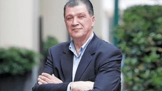 Ορφανός: «Δεν θα είμαι υποψήφιος για λόγους προσωπικής αξιοπρέπειας»