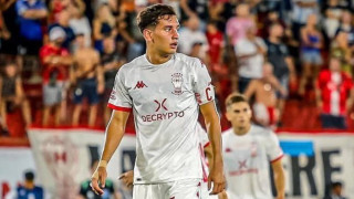 Ολυμπιακός: «Φουλάρει» για Έζε, εξετάζει Ακουοκού