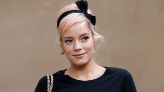 Λίλι Άλεν: Ήμουν 12 χρονών όταν έκανα πρώτη φορά σεξ, ξύπνησα την άλλη μέρα κι ο πατέρας μου είχε καλέσει την αστυνομία