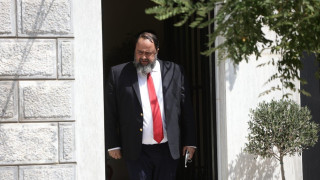 Συνάντηση Βρούτση με Μαρινάκη για ολιστική μελέτη, διαιτησία και τη βια στο ποδόσφαιρο