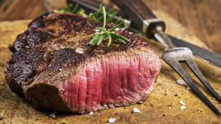 Ποια τέσσερα τρόφιμα εκτοξεύουν τη χοληστερόλη