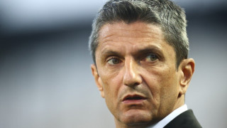 Τα εύσημα στους παλιούς, τον Εκόνγκ και τον Λουτσέσκου, που έχει ευτυχώς τη δύναμη να διδάσκεται από τα λάθη του