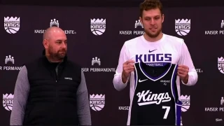 Σασα Βεζενκοφ: Αυτό  είναι το νέο του νούμερο μα τους Σακραμέντο Κινγκς