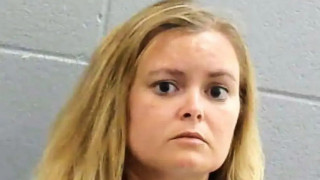 Δασκάλα σε χριστιανικό σχολείο στην Αλαμπάμα αποπλανούσε εφήβους