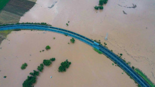 Θεσσαλία – Χουλιάρας: «Υπό παρακολούθηση το ενδεχόμενο σεισμού μετά τις πλημμύρες»