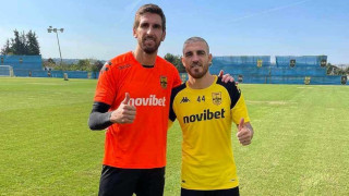 «Εσμιξαν» ξανα Βελεθ και Κουεστα