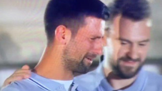 Ξέσπασε σε κλάματα ο Τζόκοβιτς από την αποθέωση στο Βελιγράδι (vid)