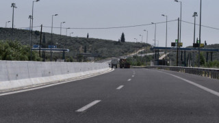 Ανοίγει η εθνική οδός Αθήνας Θεσσαλονίκης - Δείτε πώς καθαρίζεται