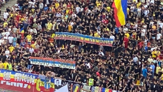 Διακοπή στο Ρουμανία-Κόσοβο για ένα πανό για τη... Σερβία