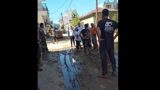 Βόλος: Επεισόδιο Μπέου με εθελοντές της ΚΝΕ και εξαγριωμένους κατοίκους-«Σήκω φύγε μ@λ@κ@ χοντρέ» (video)