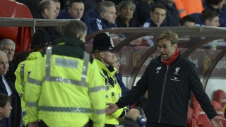 Κλοπ: «Ήρεμα, Χριστούγεννα είναι... »