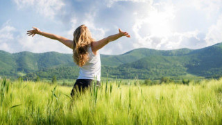 Μακροζωία: Πώς θα κερδίσουμε 5 επιπλέον χρόνια ζωής – Η πηγή νεότητας που βρίσκεται στο σώμα μας