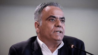 Σκουρλέτης κατά Κασσελάκη: «Δε με εκφράζει ως αρχηγός του κόμματος»